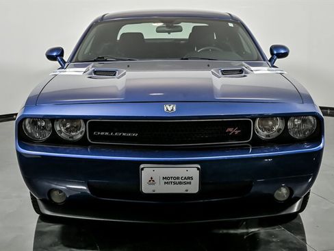 Used 2010 Dodge Challenger R/T w/ Sound Group RWD image 4