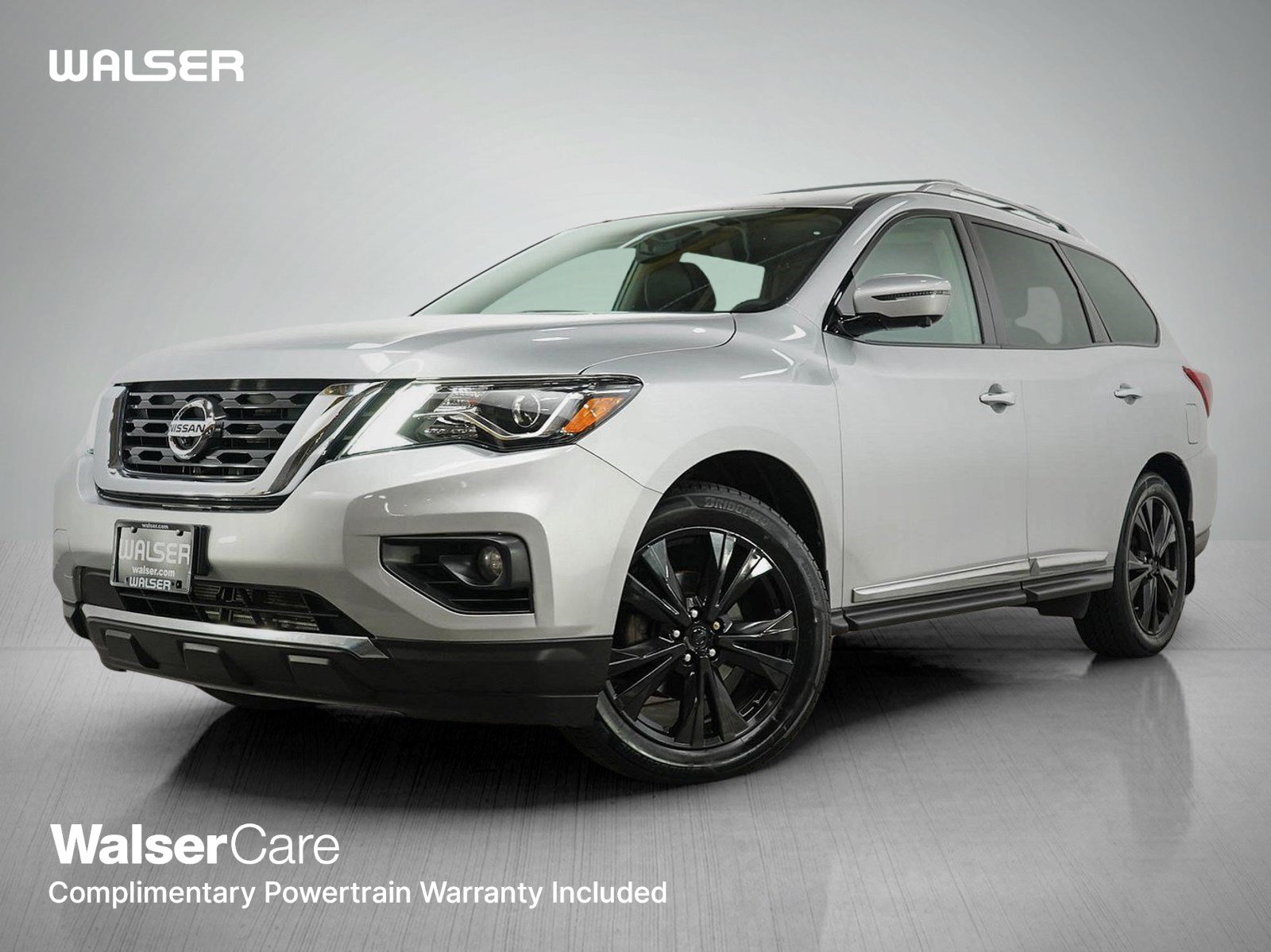 Used 2018 Nissan Pathfinder Platinum w/ Cargo Package AWD/4WD image 1
