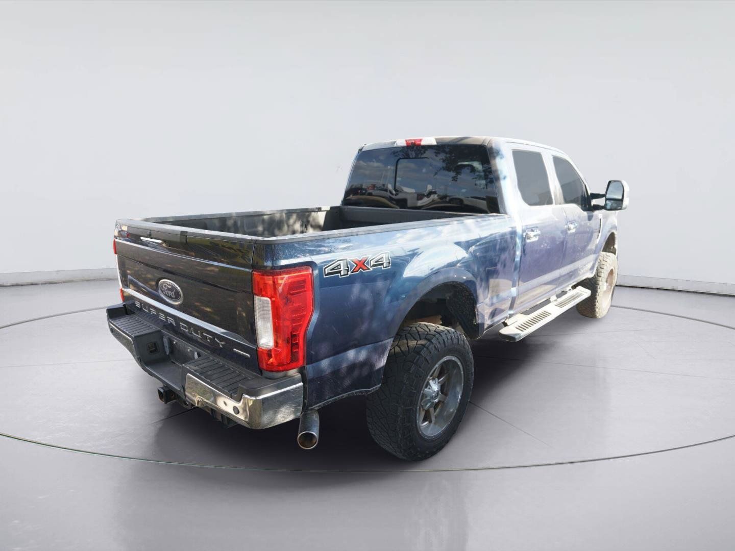 Used 2017 Ford F250 Lariat w/ Chrome Package AWD/4WD image 2