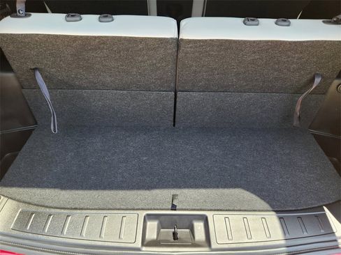 New 2025 Mitsubishi Outlander SE image 23