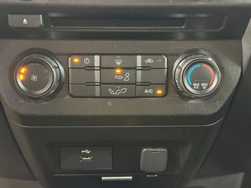 Used 2018 Ford F150 XLT RWD image 35
