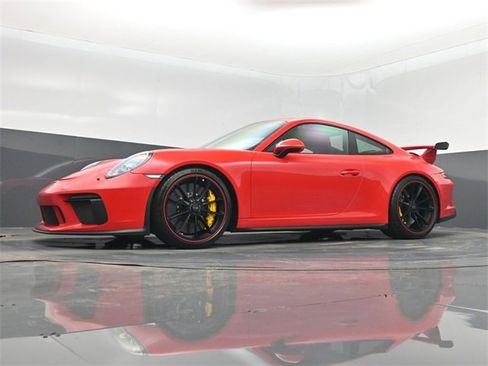 Used 2018 Porsche 911 GT3 image 56