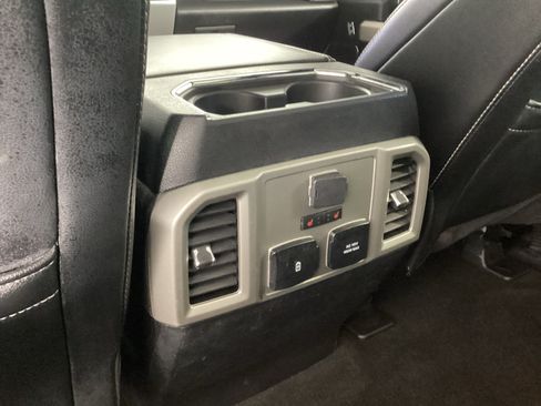 Used 2020 Ford F150 Lariat w/ Equipment Group 502A Luxury AWD/4WD image 18