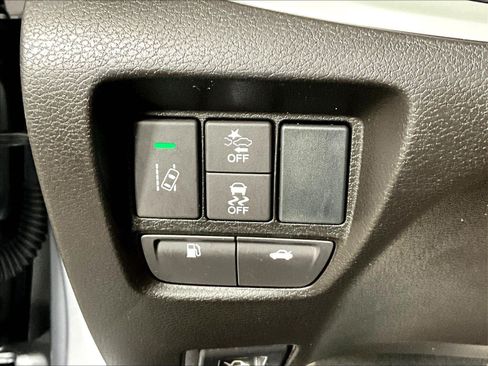 Used 2018 Acura TLX FWD image 35