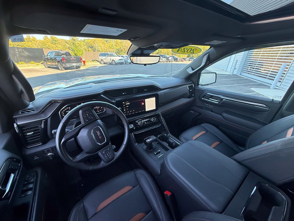 Used 2024 GMC Sierra 1500 AT4 w/ Technology Package AWD/4WD image 27