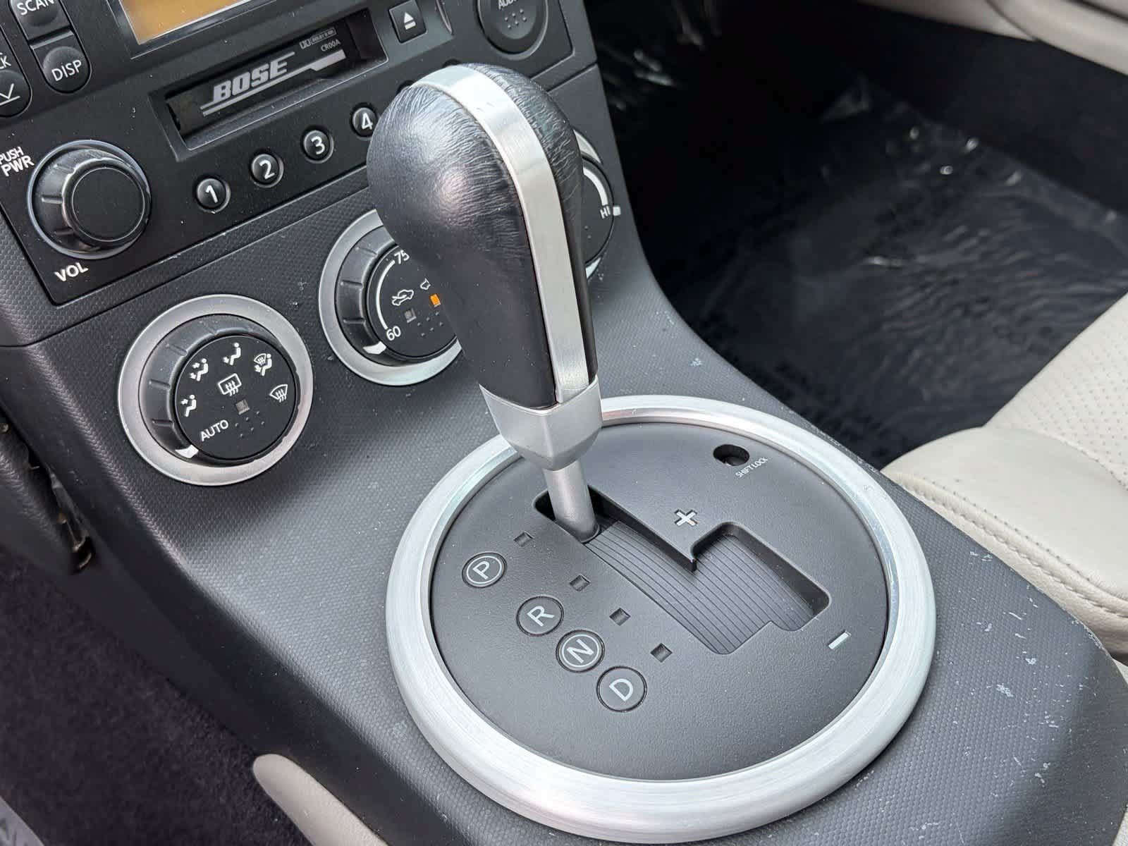 Used 2004 Nissan 350Z Touring RWD image 29