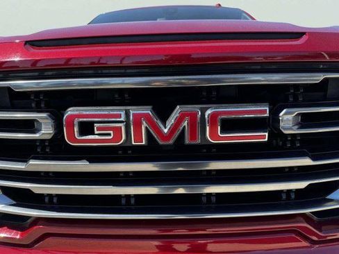 Used 2020 GMC Sierra 1500 AT4 w/ AT4 Premium Package AWD/4WD image 14