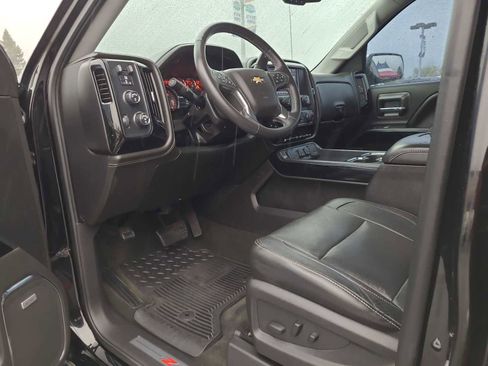 Used 2017 Chevrolet Silverado 1500 LTZ Z71 w/ LTZ Plus Package AWD/4WD image 10