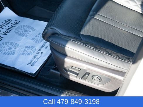 Used 2022 Kia Sorento SX Prestige image 26