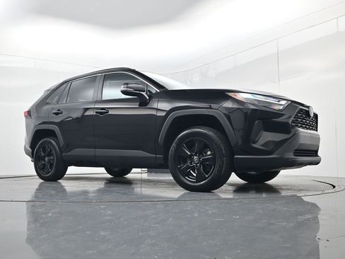 Used 2024 Toyota RAV4 XLE FWD image 44