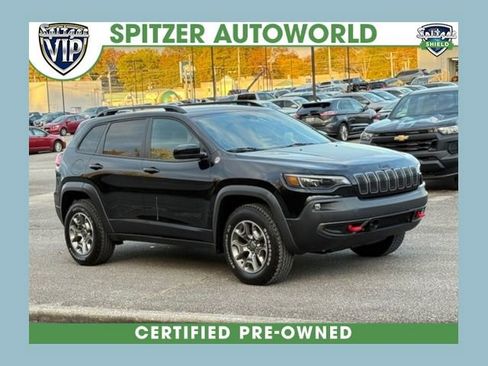 Used 2023 Jeep Cherokee Trailhawk image 1