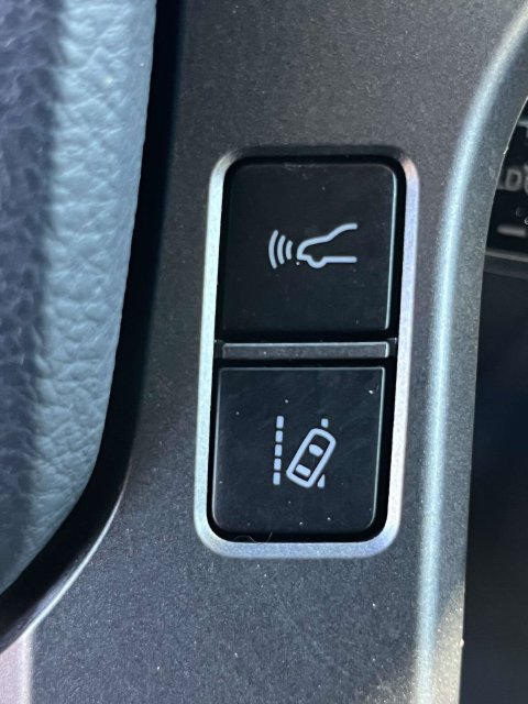 Used 2019 Toyota Tacoma TRD Off-Road AWD/4WD image 33
