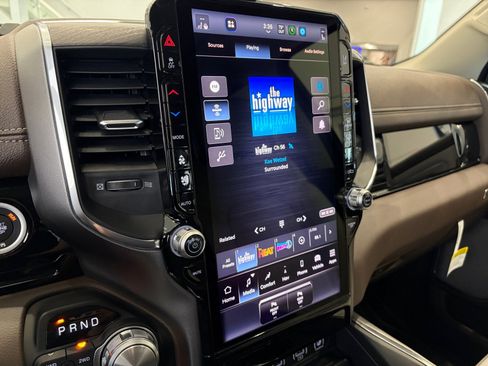 New 2026 RAM 1500 Laramie AWD/4WD image 24