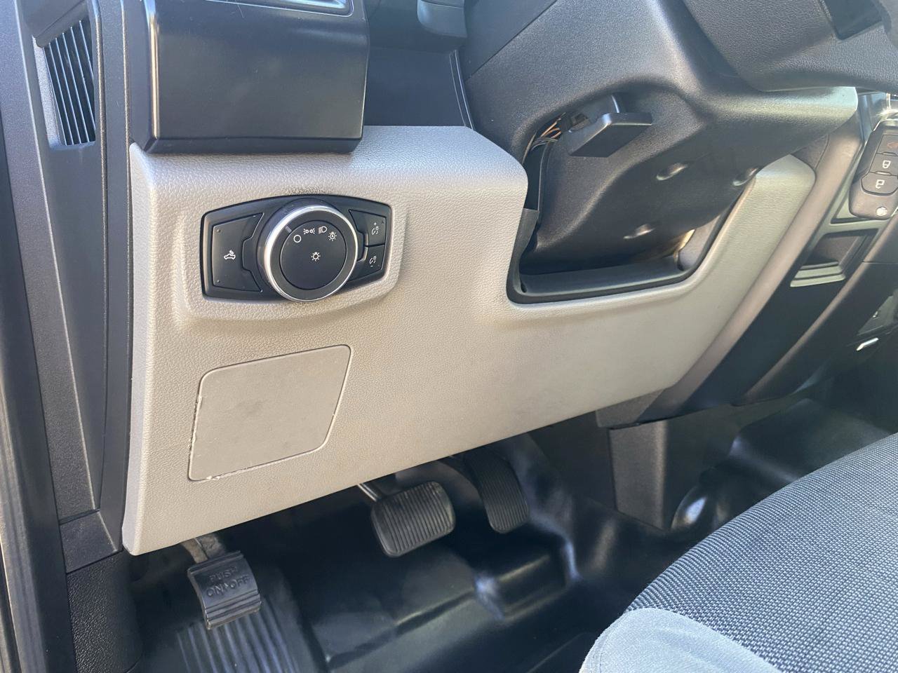 Used 2017 Ford F150 XL w/ Equipment Group 101A Mid RWD image 15