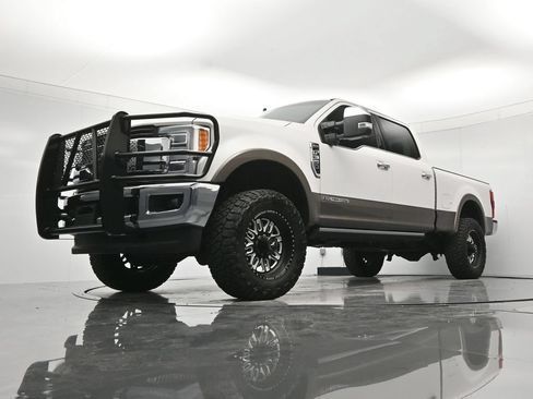 Used 2019 Ford F350 King Ranch w/ King Ranch Ultimate Package AWD/4WD image 38