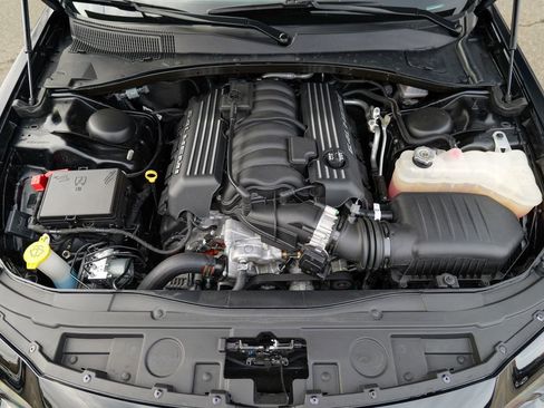 Used 2023 Chrysler 300 C image 57