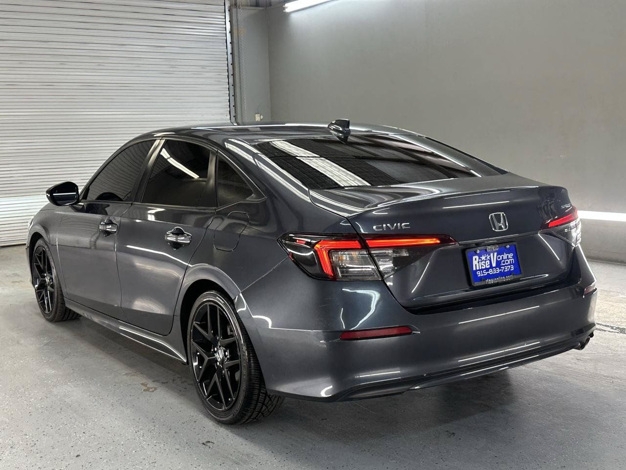 Used 2025 Honda Civic Sport image 4