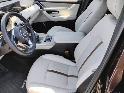 Certified 2026 MAZDA CX-90 Plug-In Hybrid w/ Premium Plus AWD/4WD image 9