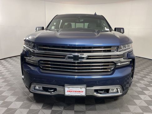 Used 2020 Chevrolet Silverado 1500 High Country w/ Technology Package image 16