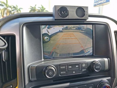 Used 2017 Chevrolet Silverado 1500 LTZ Z71 w/ LTZ Plus Package AWD/4WD image 21