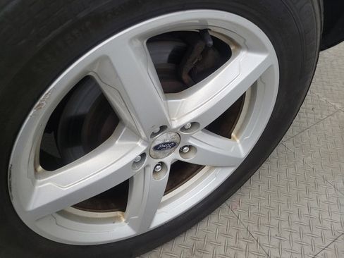 Used 2017 Ford Explorer XLT w/ Equipment Group 202A image 31