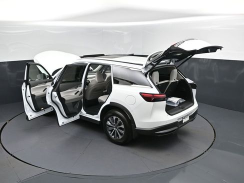 New 2026 INFINITI QX60 Pure w/ Cargo Package image 2