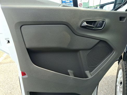 Used 2025 Ford Transit 250 Low Roof w/ Exterior Upgrade Package RWD image 12