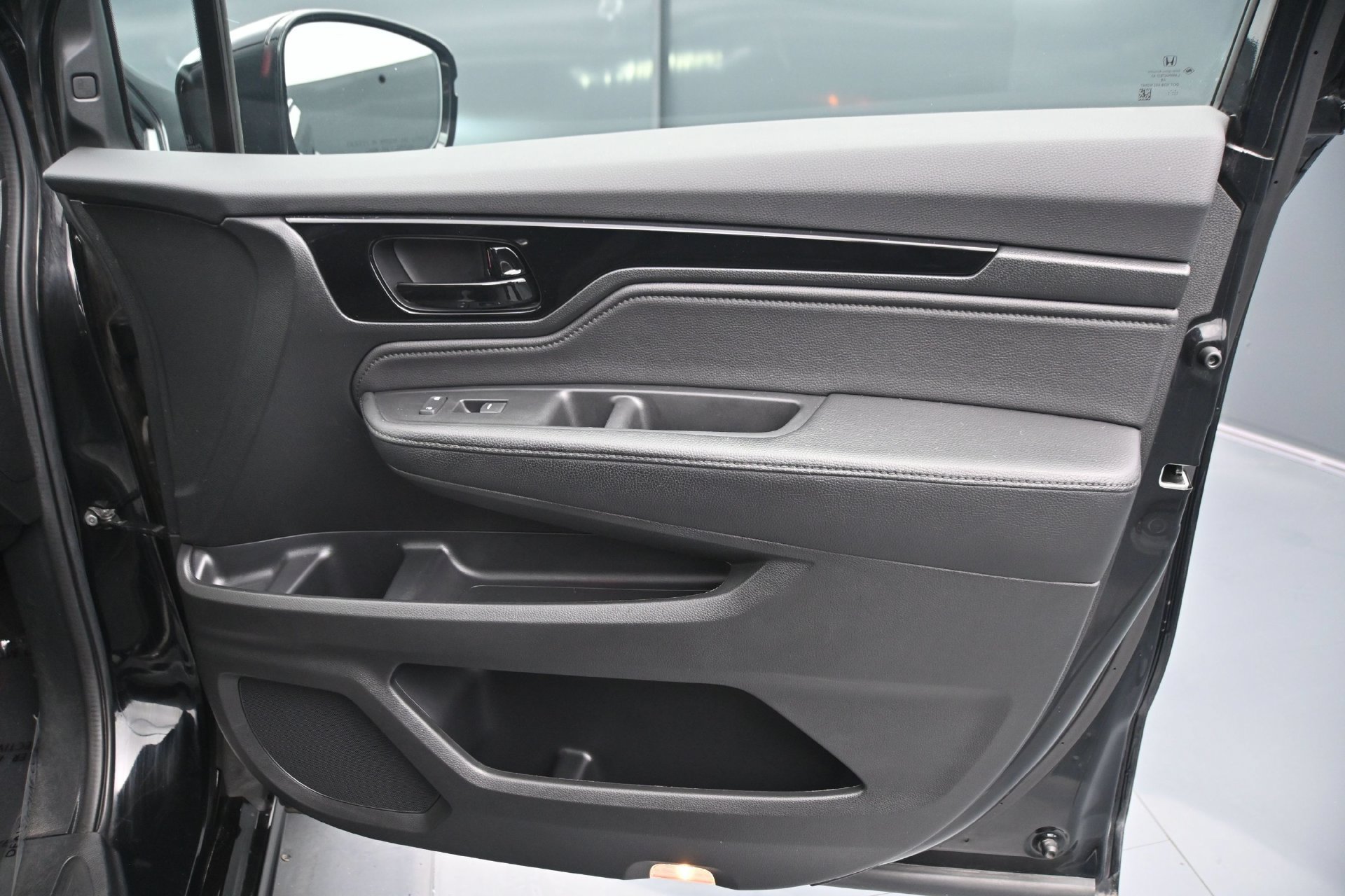 Used 2024 Honda Odyssey EX-L image 12