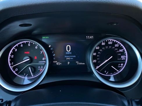 Used 2021 Toyota Camry XLE w/ Cold Weather Package image 48