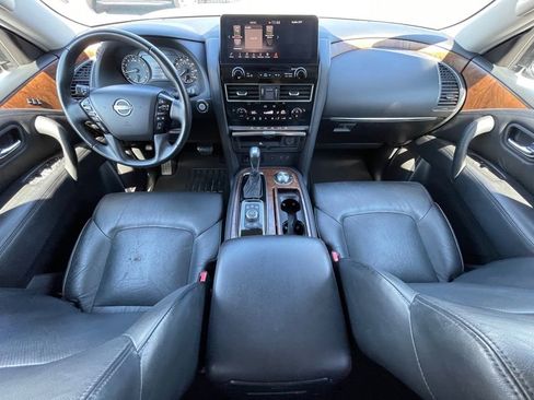 Used 2023 Nissan Armada SL image 10
