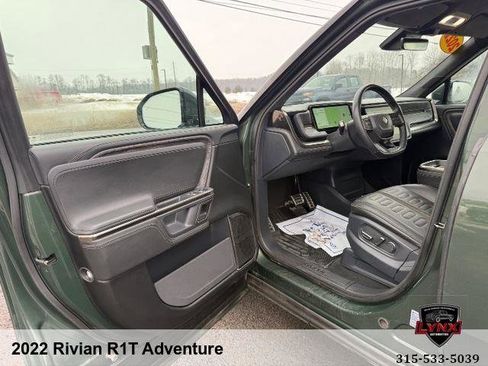 Used 2022 Rivian R1T Adventure image 11