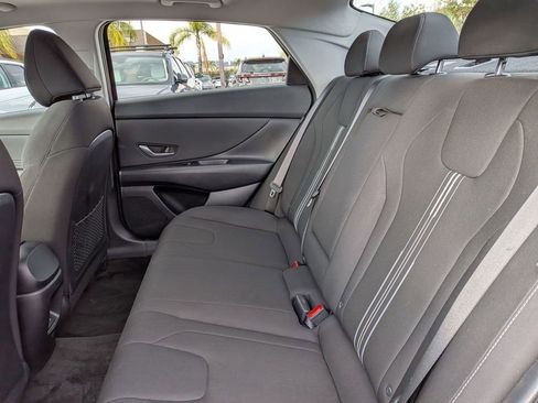 Certified 2024 Hyundai Elantra SEL w/ Convenience Package image 29