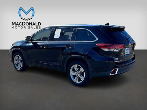 Used 2017 Toyota Highlander Limited image 7