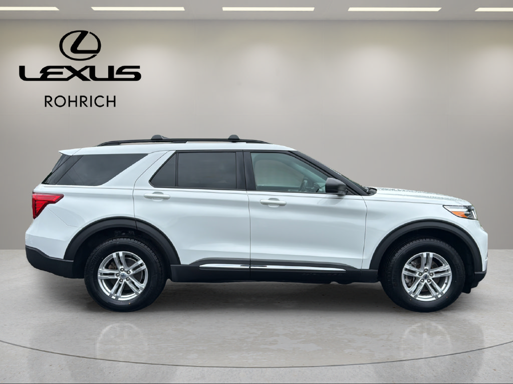 Used 2021 Ford Explorer XLT w/ Class III Trailer Tow Package AWD/4WD image 5