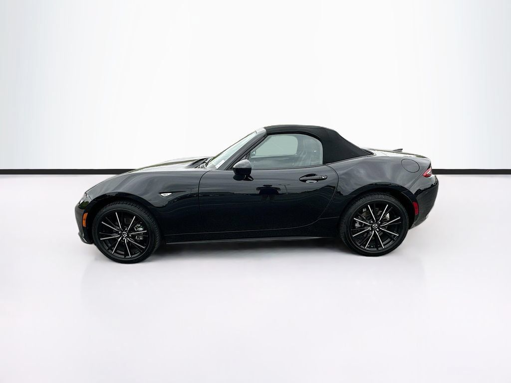 Used 2025 MAZDA MX-5 Miata Grand Touring RWD image 6