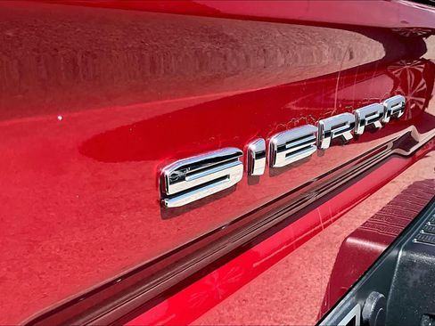 Used 2020 GMC Sierra 1500 SLT AWD/4WD image 10