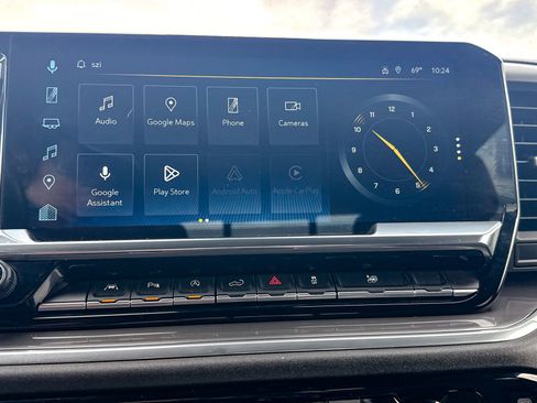 Certified 2023 Chevrolet Silverado 1500 High Country w/ High Country Premium Package AWD/4WD image 26