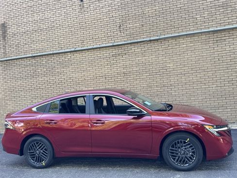 New 2026 Nissan Sentra SV w/ SV Convenience Package FWD image 5