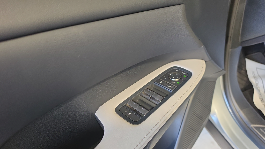 New 2026 Lexus RX 350h AWD/4WD image 12