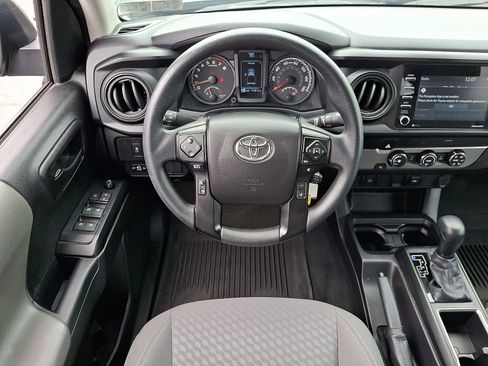 Used 2022 Toyota Tacoma SR w/ SR Convenience Package RWD image 11