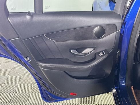 Used 2022 Mercedes-Benz GLC 300 4MATIC image 17