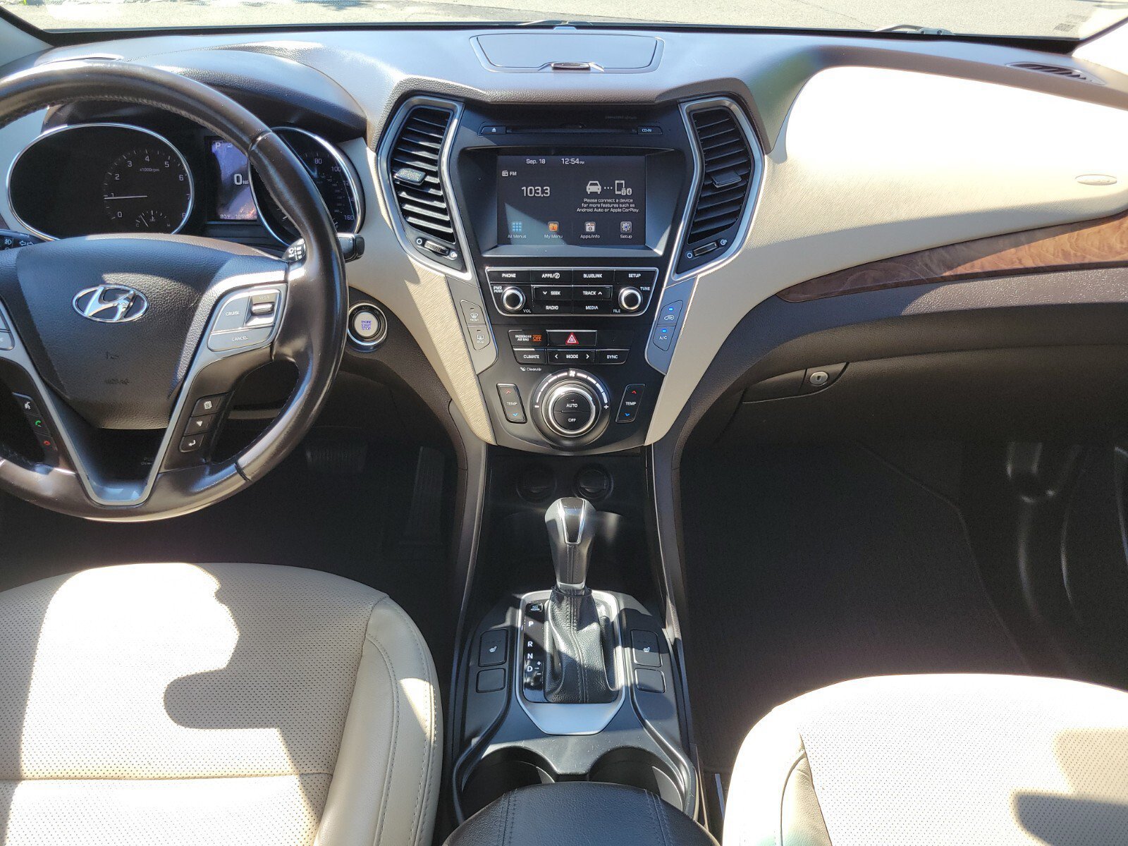 Used 2018 Hyundai Santa Fe Sport AWD/4WD image 16