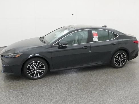 New 2026 Toyota Camry XLE image 2