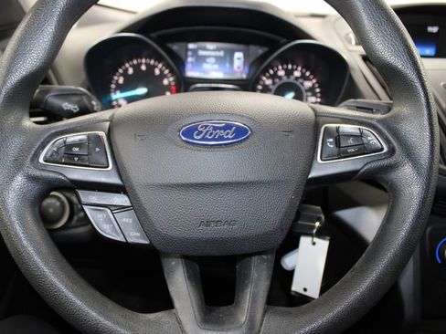 Used 2018 Ford Escape SE image 32