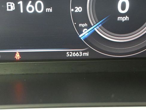 Used 2023 Volkswagen Tiguan SEL R-Line image 17