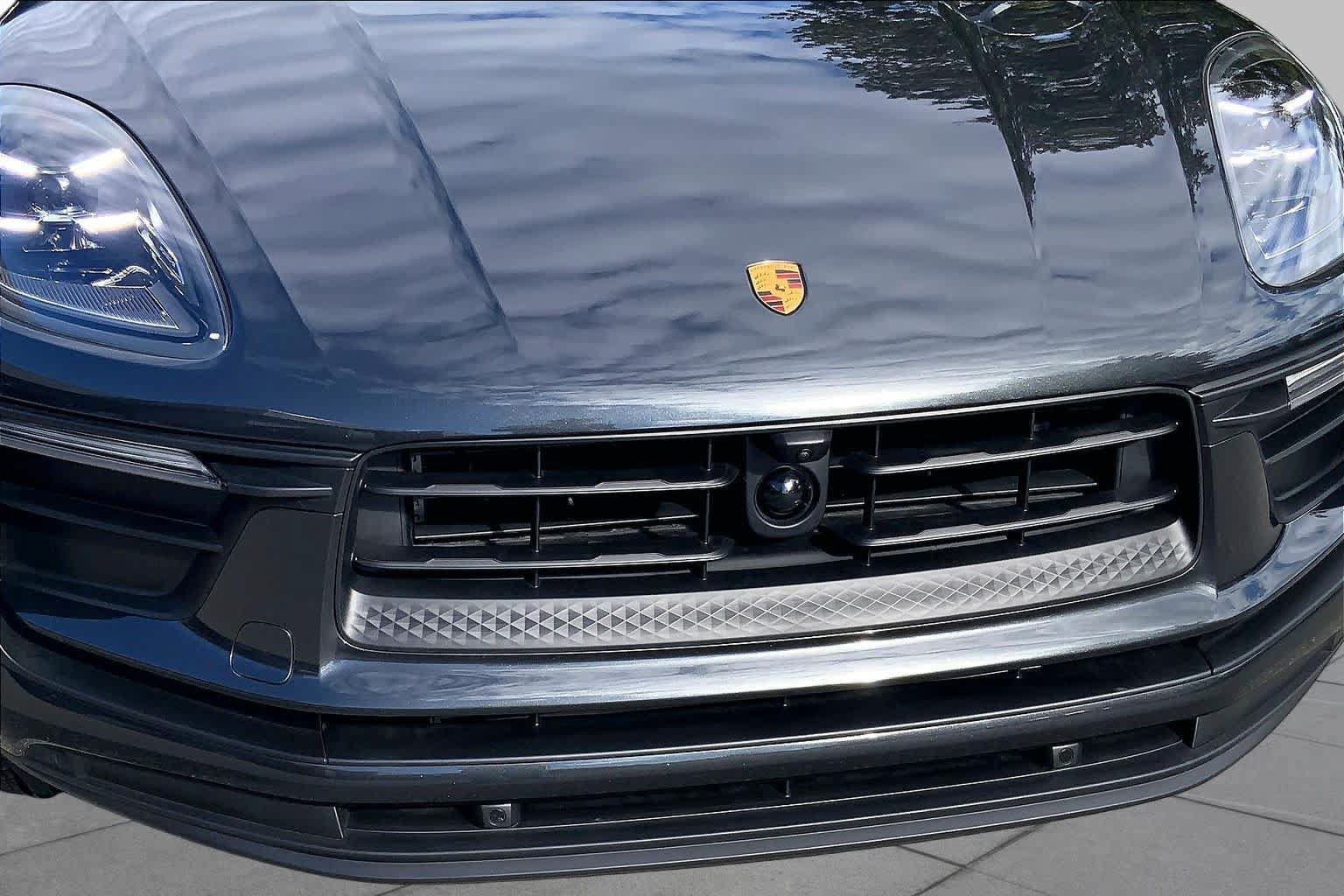 Used 2026 Porsche Macan AWD/4WD image 60
