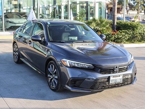 Used 2022 Honda Civic EX image 3