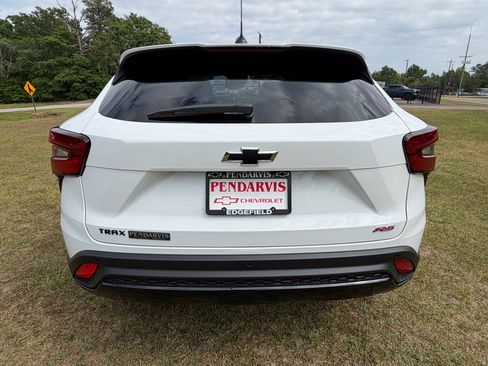 New 2026 Chevrolet Trax RS FWD image 26