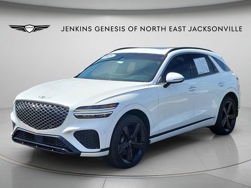 Used 2025 Genesis GV70 3.5T Sport w/ Sport Advanced Package AWD/4WD image 5