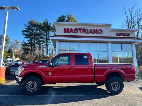 Used 2014 Ford F350 Lariat w/ Lariat Interior Package image 9